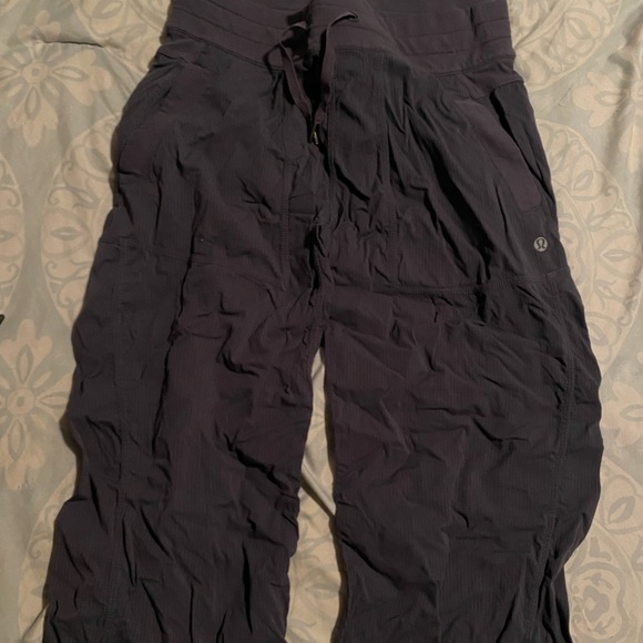 LULU studio crop - Picture 1 of 1